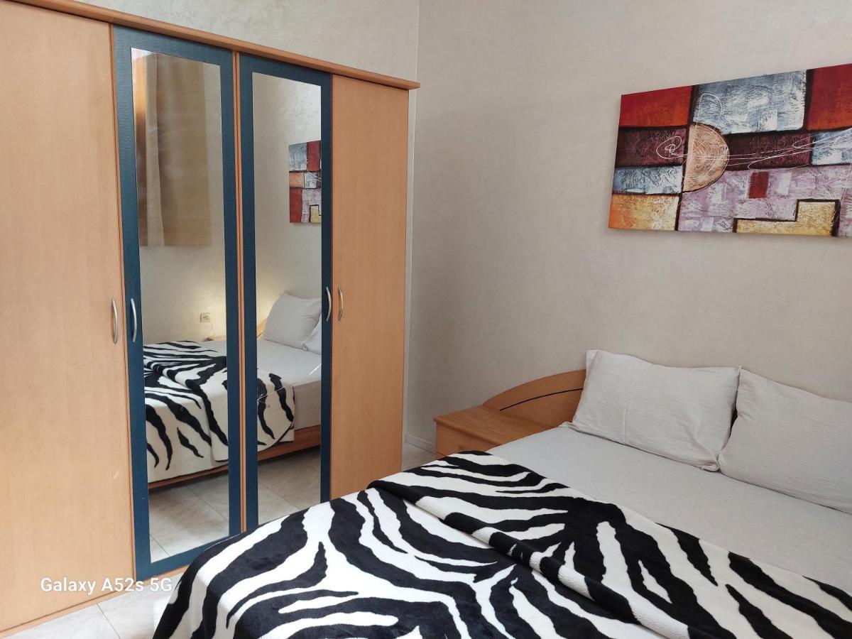 Agadir Studio Fonctionnel Luaran gambar